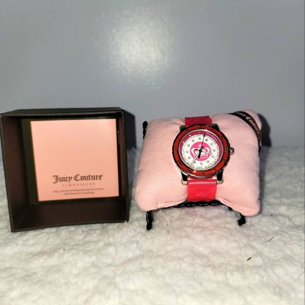 JUICY COUTURE HOT PINK WRIST WATCH